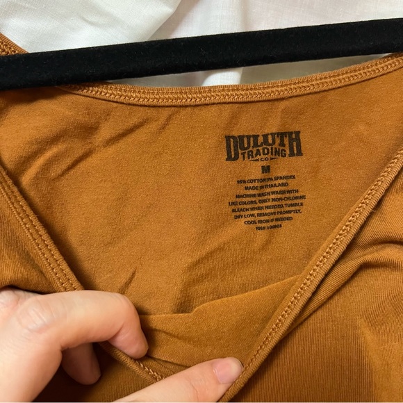 5 For $50🔥 Burnt Orange Duluth Trading Tank Layering - Picture 2 of 2